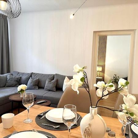 Modern Eingerichtete Wohnung Im Stadtzentrum Zittau Kostenloser Parkplatz Dış mekan fotoğraf