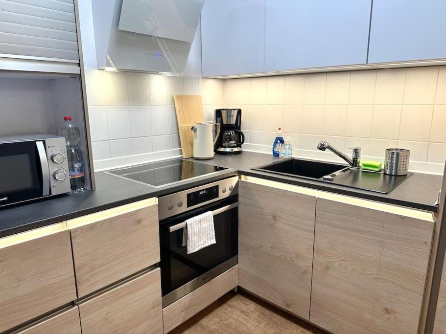 Modern Eingerichtete Wohnung Im Stadtzentrum Zittau Kostenloser Parkplatz Dış mekan fotoğraf