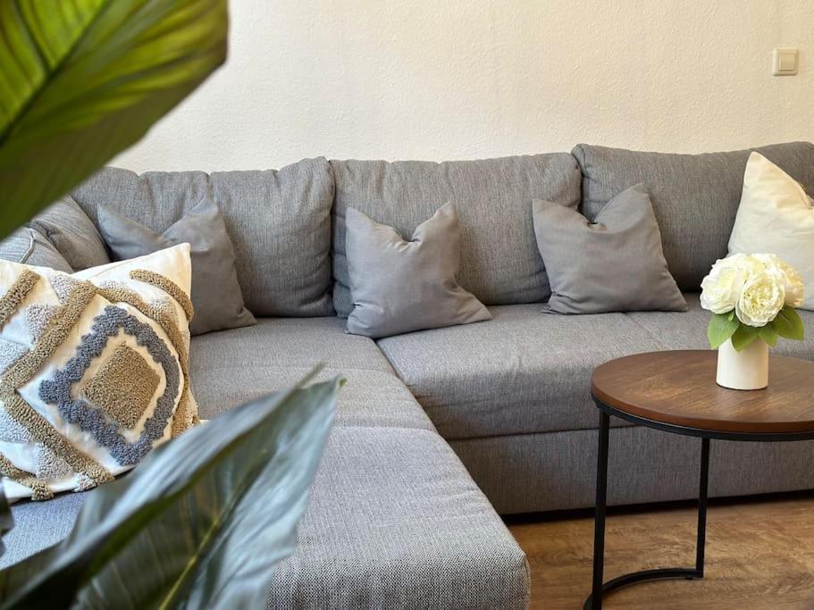 Modern Eingerichtete Wohnung Im Stadtzentrum Zittau Kostenloser Parkplatz Dış mekan fotoğraf