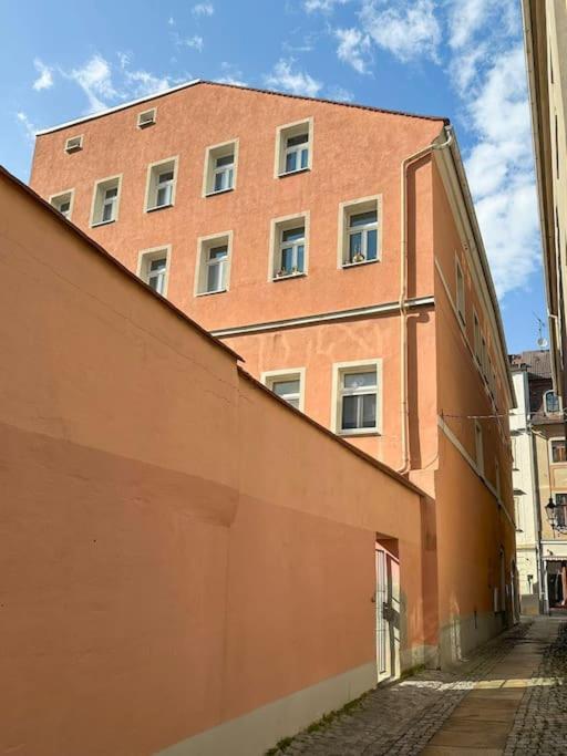 Modern Eingerichtete Wohnung Im Stadtzentrum Zittau Kostenloser Parkplatz Dış mekan fotoğraf